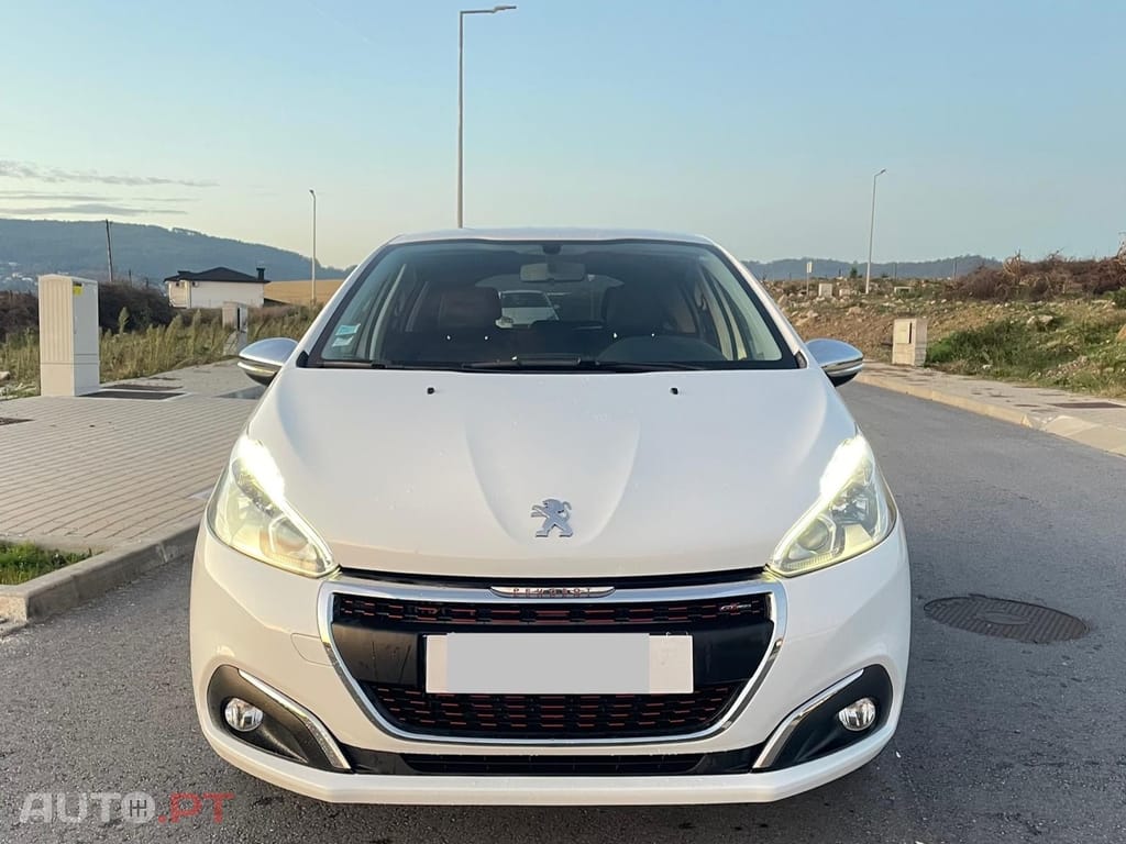 Peugeot 208 1.6 BlueHDi GT Line