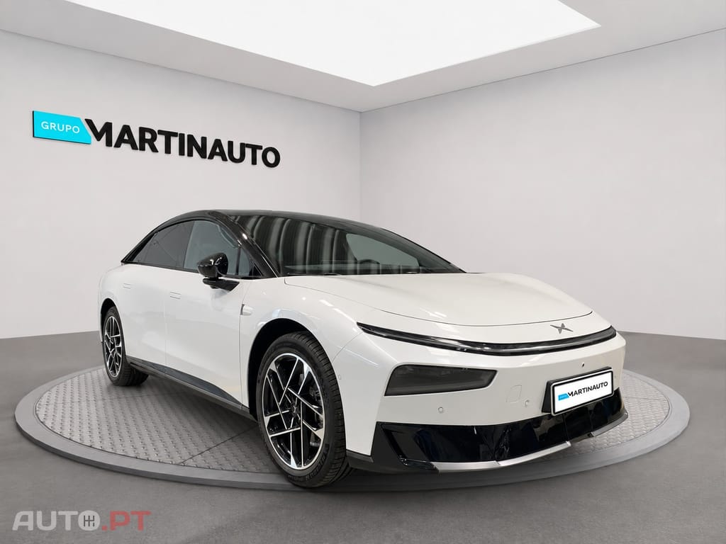 XPeng P7 74.9 kWh Long Range