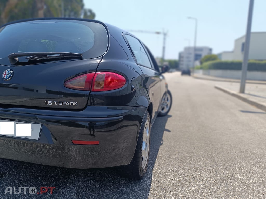Alfa Romeo 147 1.6 TS Distinctive