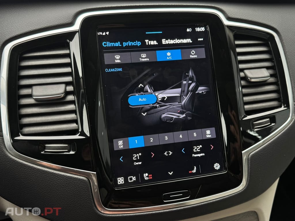 Volvo XC90 2.0 T8 PHEV Plus Bright AWD