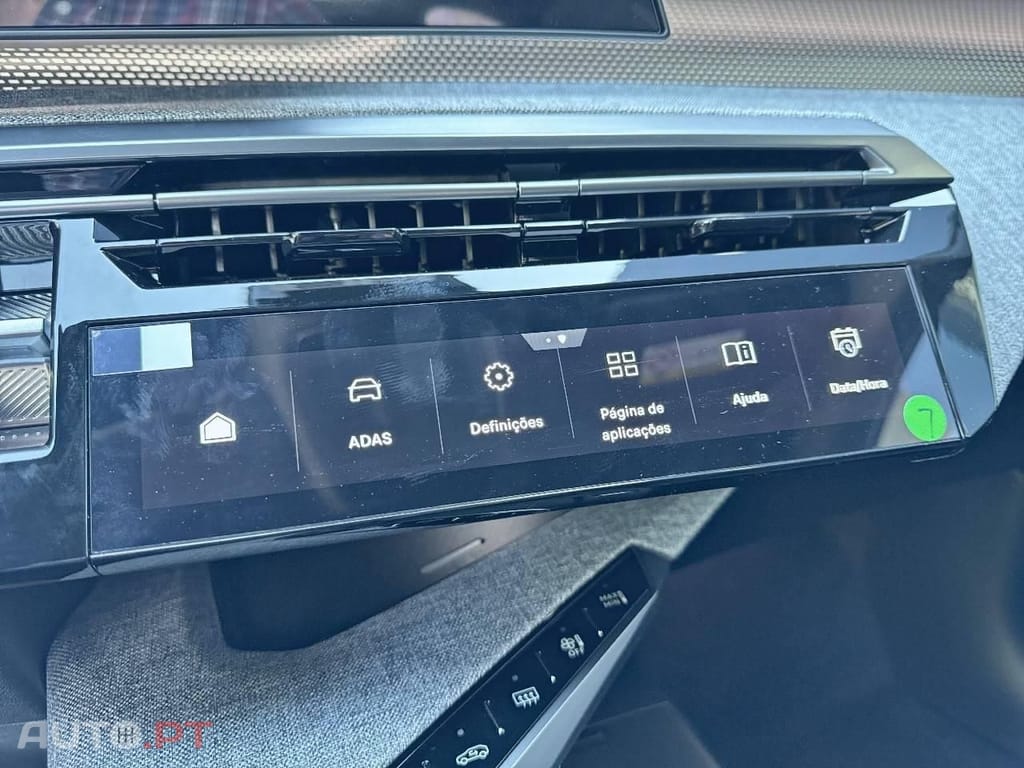 Peugeot E-3008 73 kwh GT I.V.A DEDUTÍVEL 