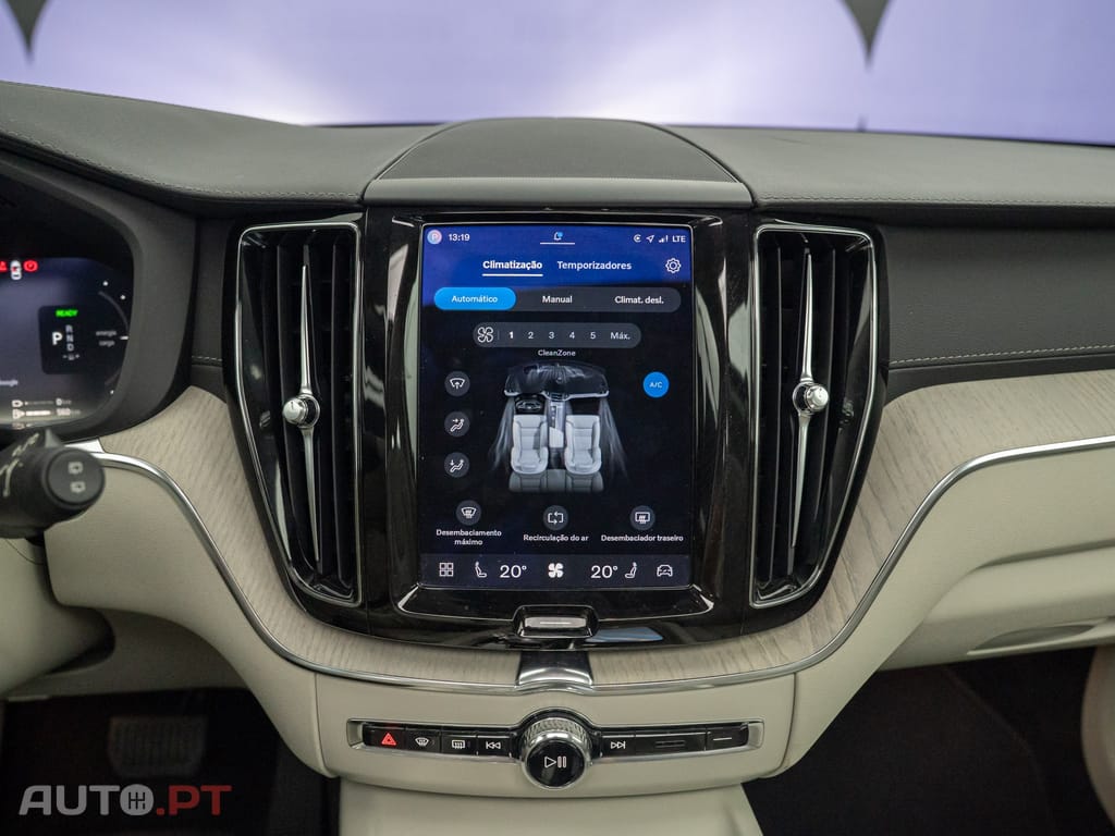 Volvo XC60 2.0 T6 PHEV Inscription AWD