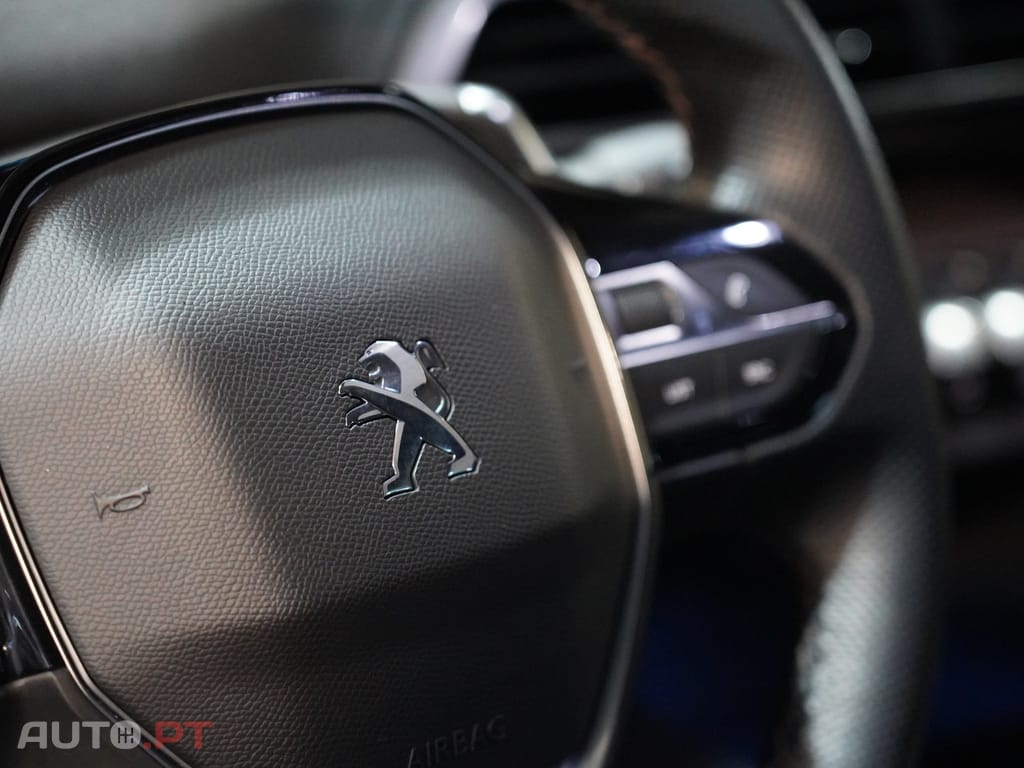 Peugeot 3008 1.6 Hybrid GT Line e-EAT8