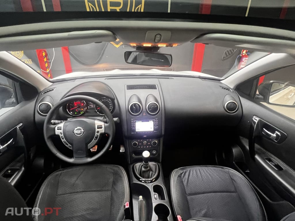 Nissan Qashqai 1.6 dCi Tekna Sport 18 S&S