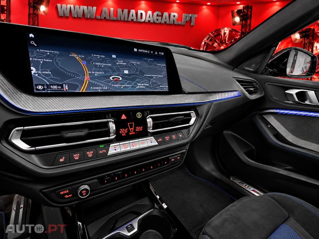 BMW 218 i Pack Desportivo M