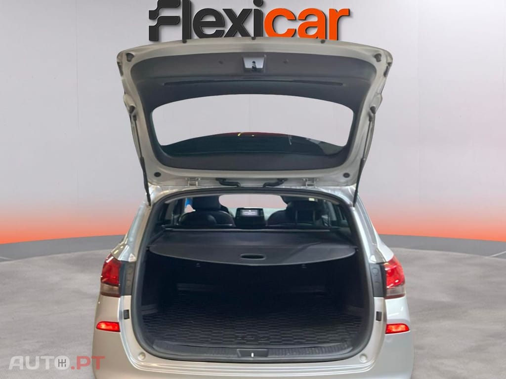 Hyundai i30 CW 1.6 CRDI 110 COMFORT PLUS