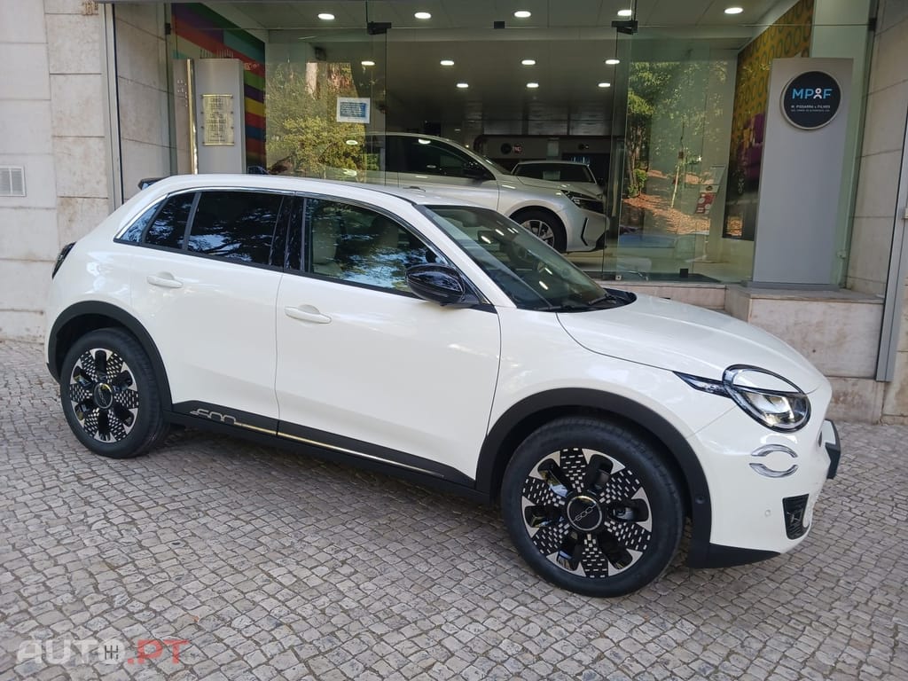 Fiat 600e 54 kWh La Prima