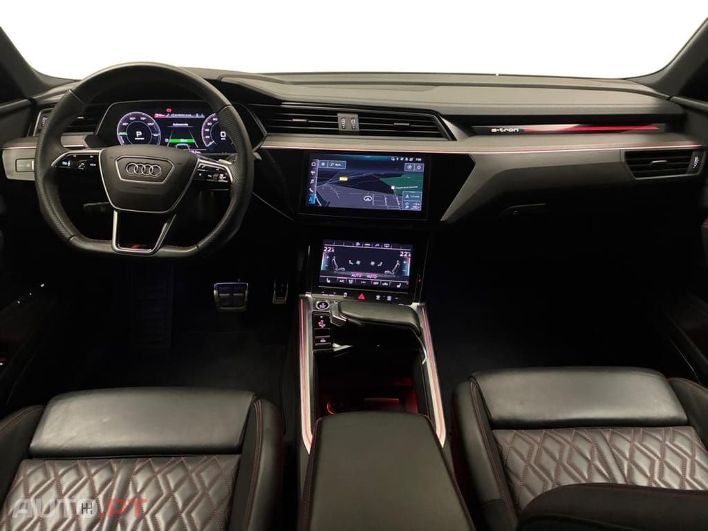 Audi Q8 E-Tron 55 Quattro
