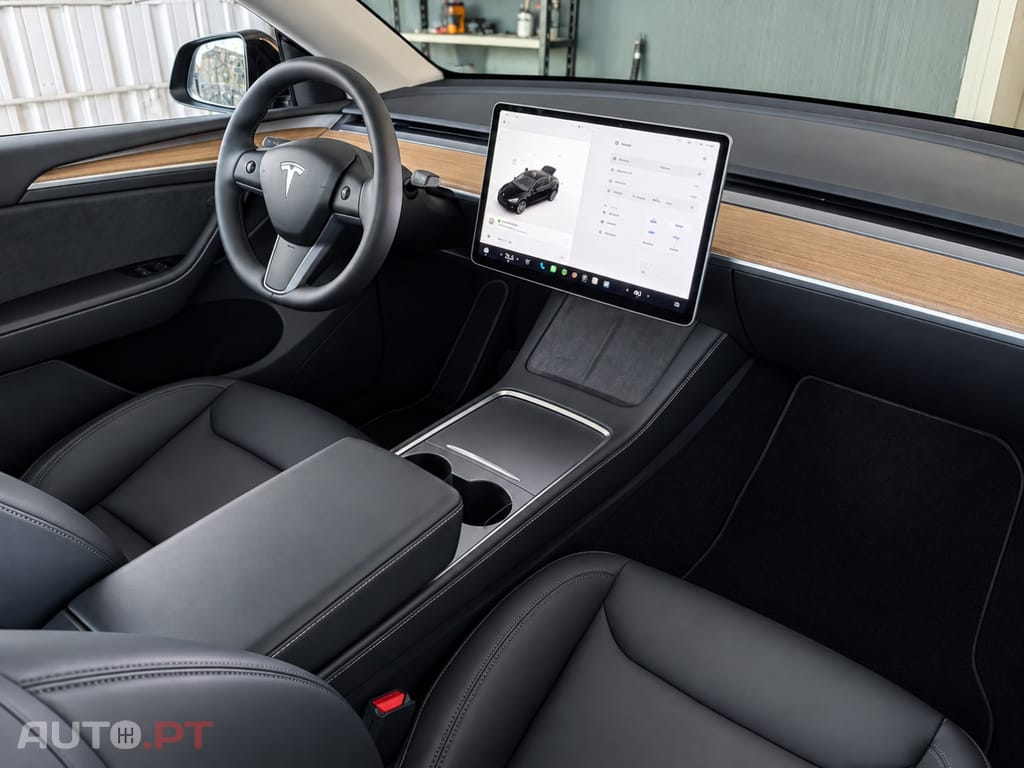 Tesla Model Y Tração Traseira