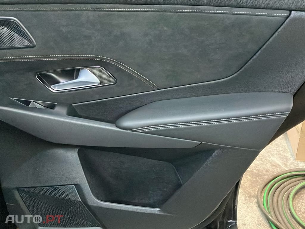 DS DS7 Crossback E-Tense Performance Line+ EAT8