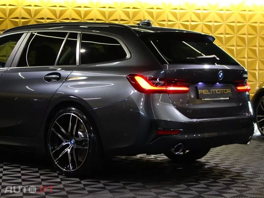 BMW 320 e Line Sport Auto