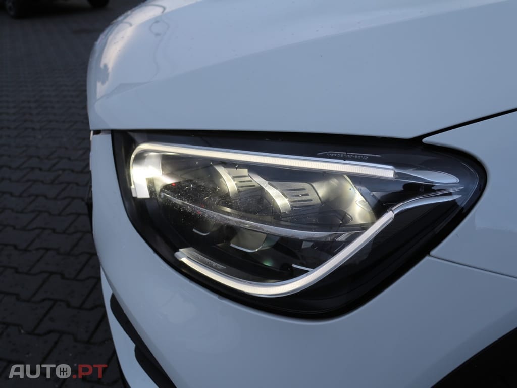 Mercedes-Benz GLC 300 de 4-Matic AMG Pack Night