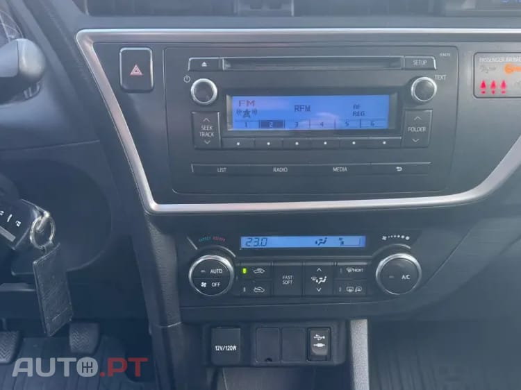 Toyota Auris Touring Sports 1.4 D-4D Active+AC