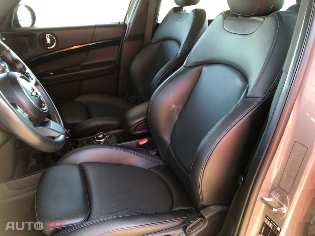 MINI Countryman Cooper Aut. Essential