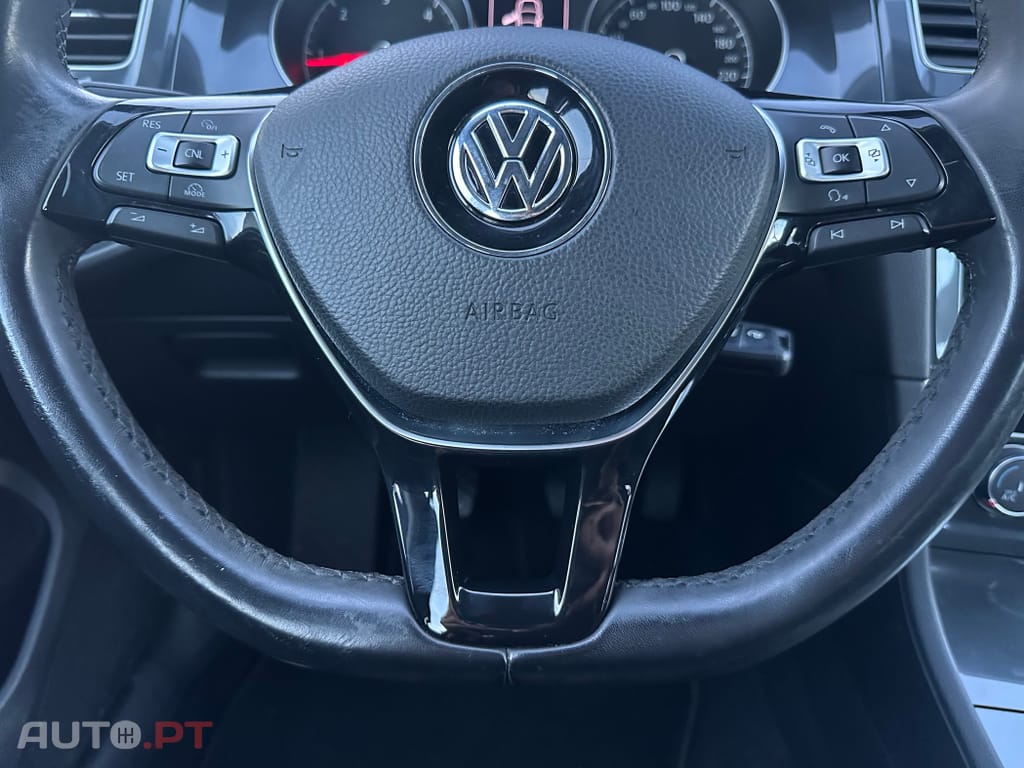 Volkswagen Golf 1.6 TDI Confortline