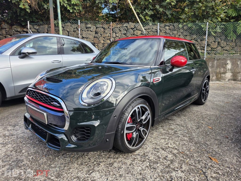 MINI Cooper John Cooper Works Auto Desportiva