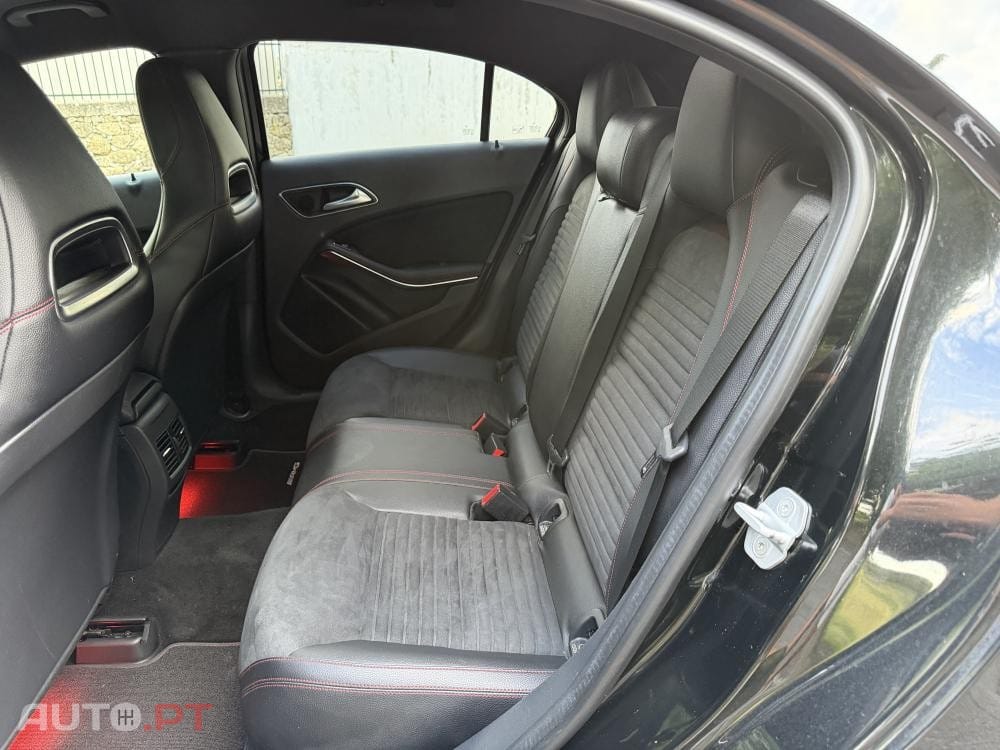 Mercedes-Benz A 45 AMG 4Matic Speedshift 7G-DCT Edition 1