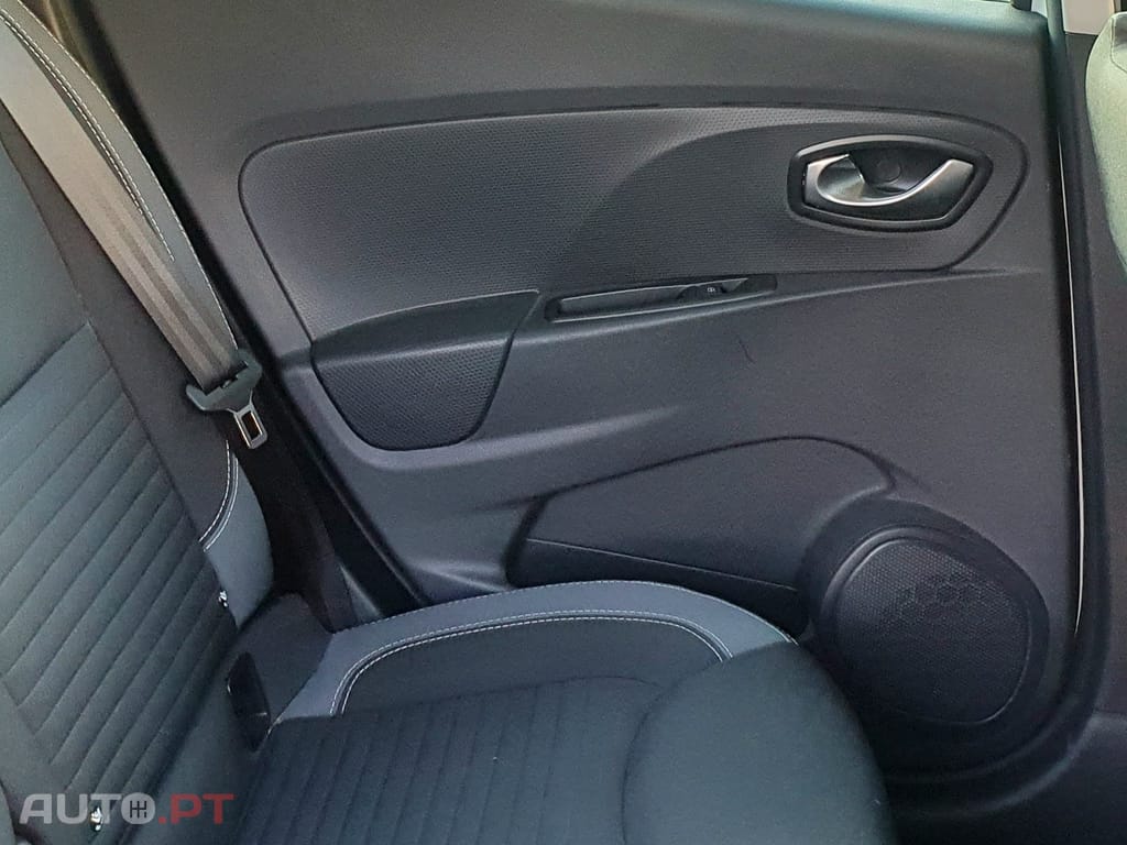 Renault Clio 1.5 dCi Limited EDC