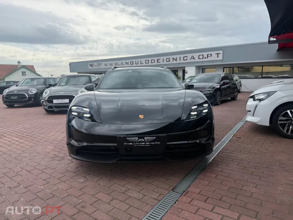 Porsche Taycan ST 4S