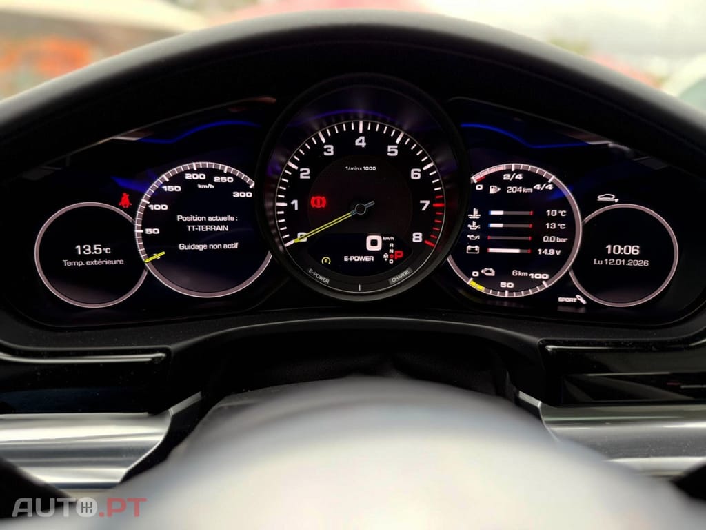 Porsche Panamera 4 E-Hybrid