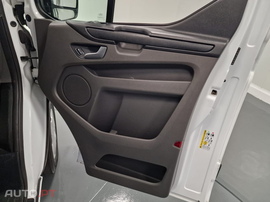 Ford Transit Custom 310L1 2.0 TDCi H1-Tecto Baixo Trend