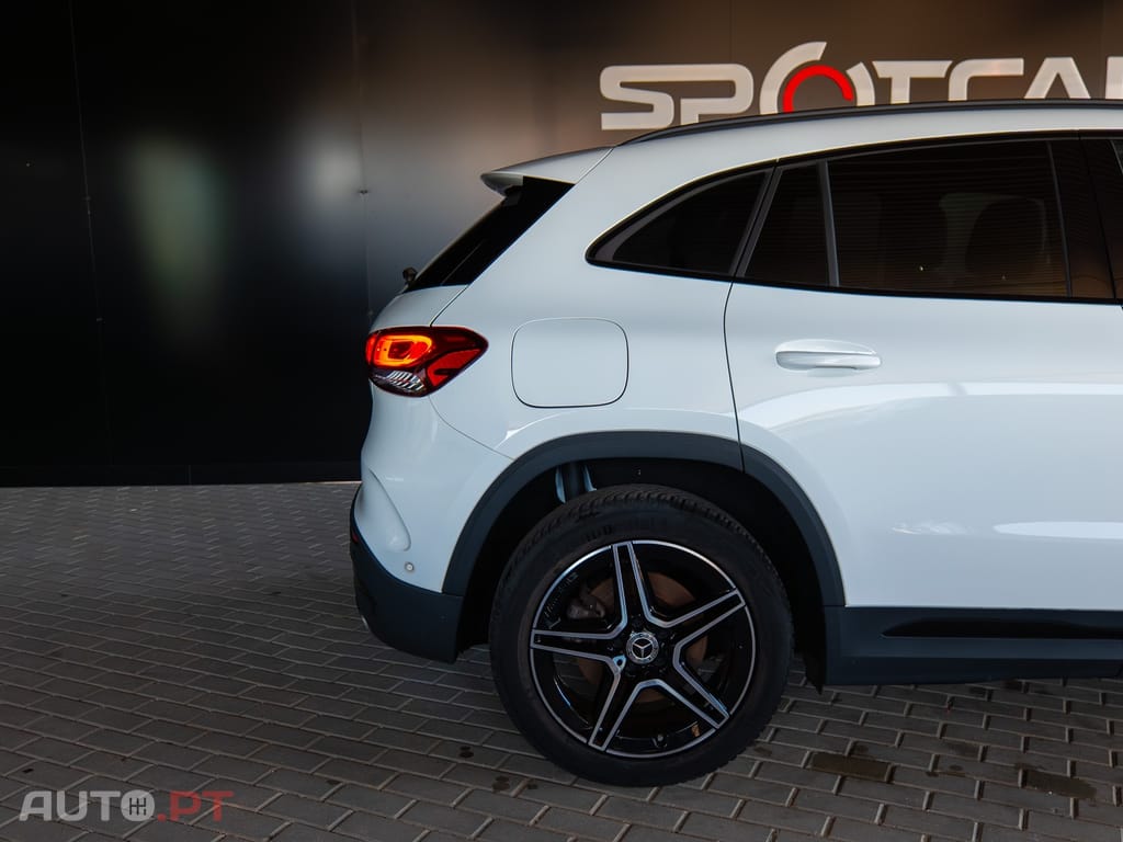Mercedes-Benz GLA 250 e AMG Line