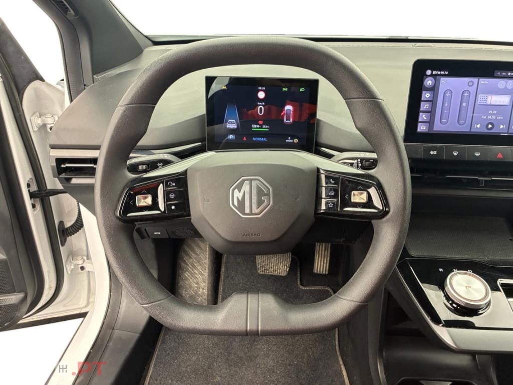 MG MG4 51 kWh Standard