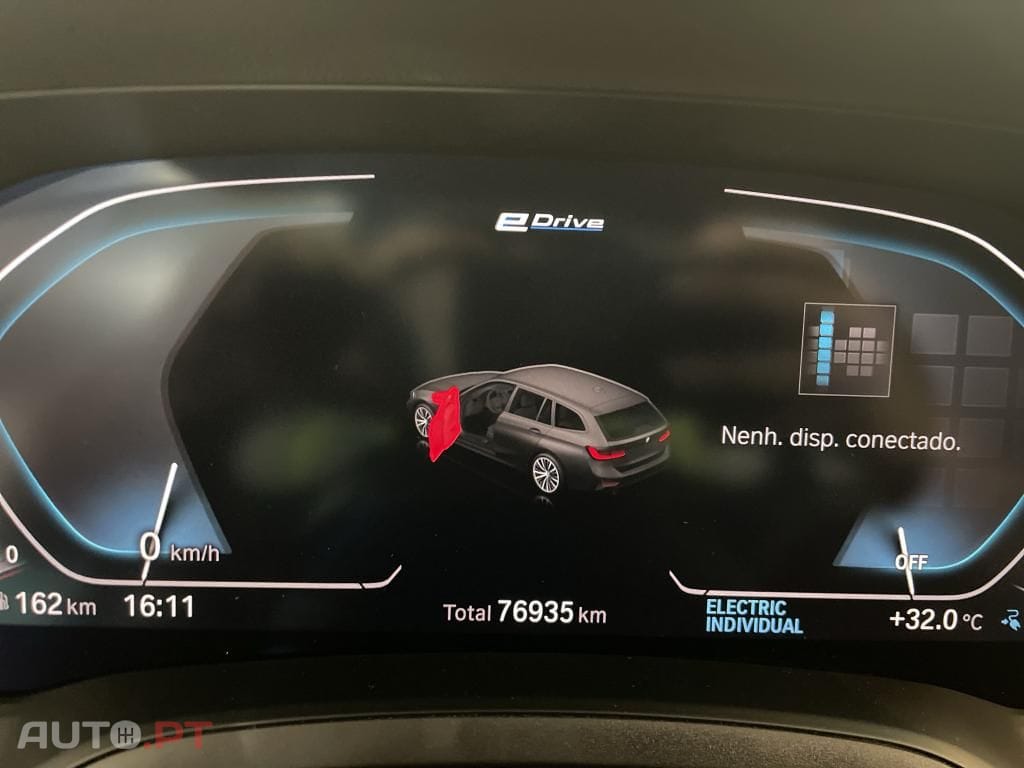 BMW 320 e Pack Essence Auto