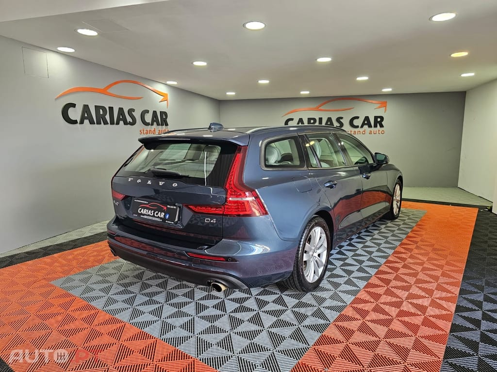 Volvo V60 2.0 D4 Momentum Geartronic