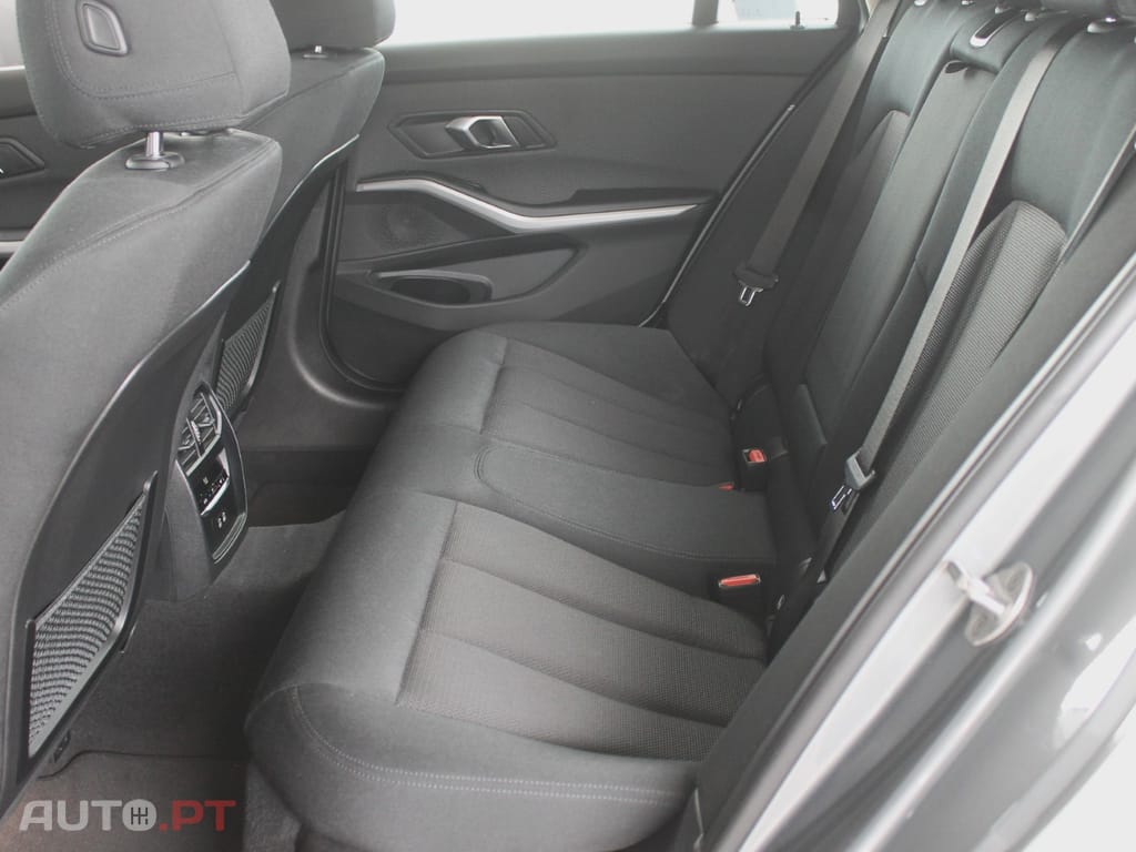 BMW 330 e Corporate Edition Auto