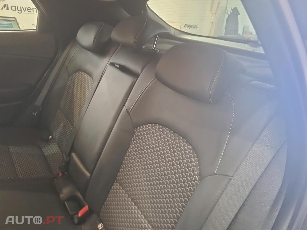 Kia Xceed 1.6 GDi PHEV Drive