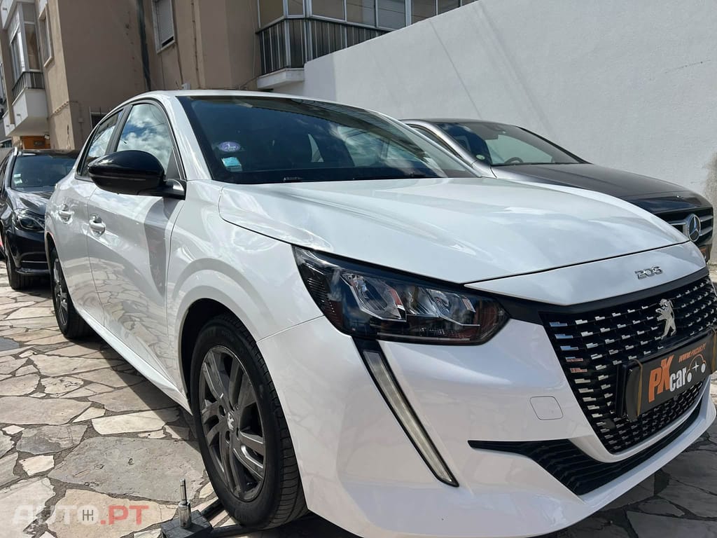 Peugeot 208 1.2 Pure Tech Style- Gasolina