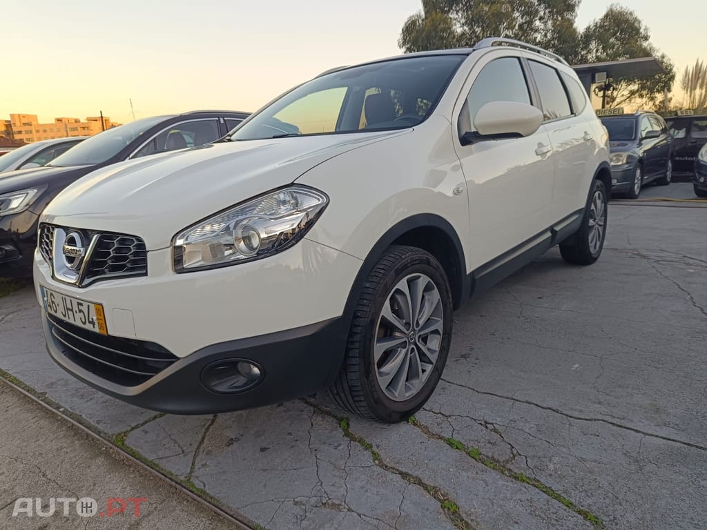 Nissan Qashqai +2 1.5 dCi Tekna Sport 17