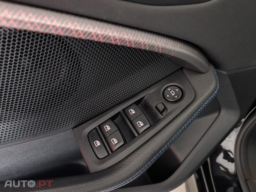 BMW 116 d Pack Desportivo M