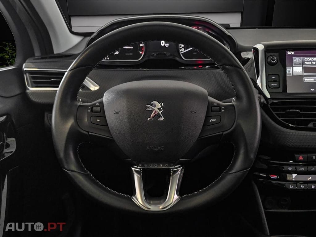 Peugeot 208 1.2 PureTech Signature