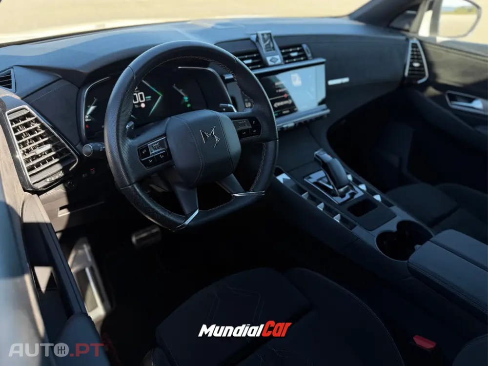 DS DS7 Crossback E-Tense Performance Line + EAT8