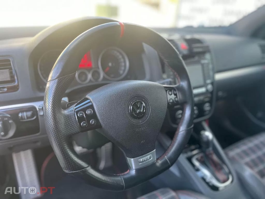 Volkswagen Golf 2.0 GTi Edition 30 DSG