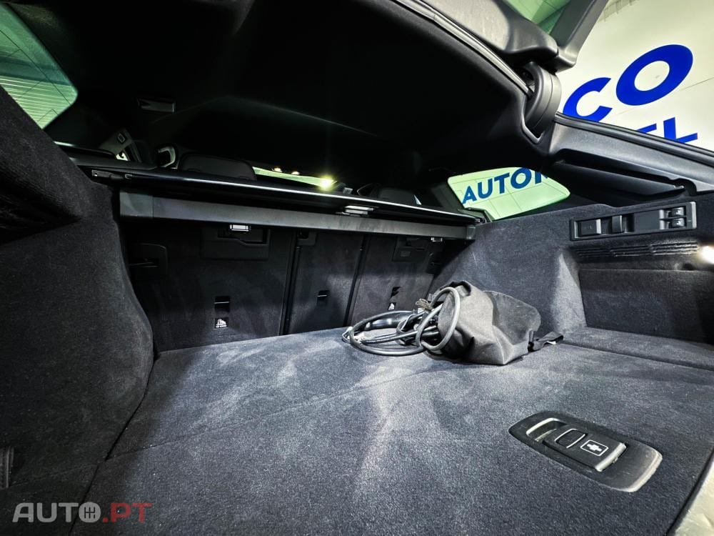 BMW 330 e Pack 50 anos M Auto