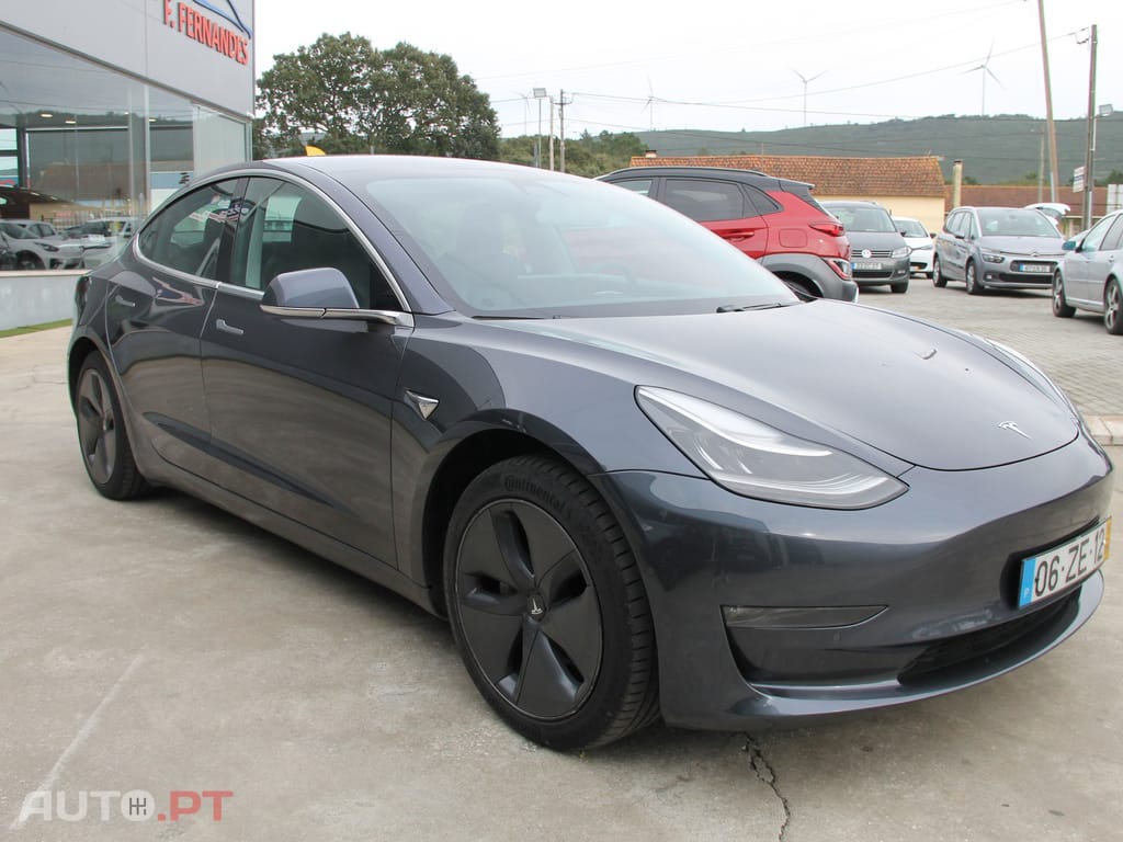 Tesla Model 3 Long-Range Dual Motor AWD