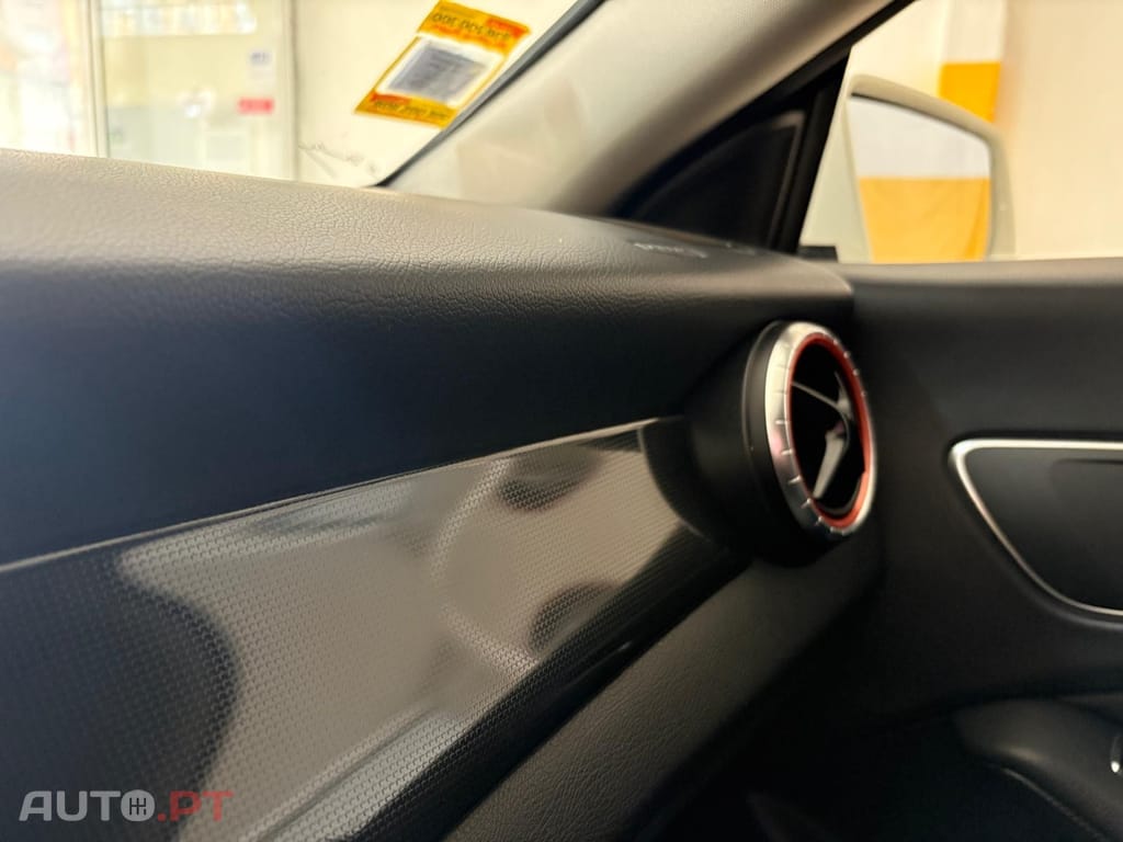 Mercedes-Benz CLA 180 d