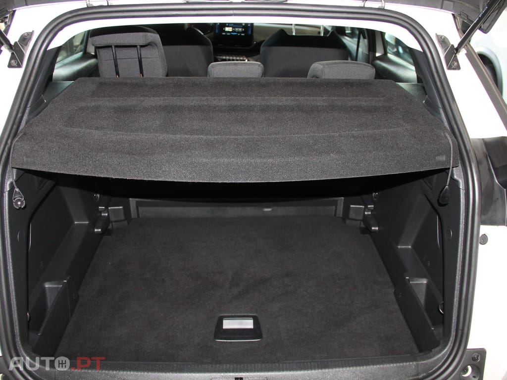 Peugeot 3008 1.5 BlueHDi Active