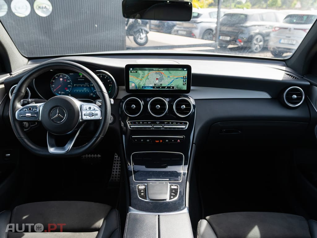 Mercedes-Benz GLC 300 de Coupe 4Matic 9G-TRONIC AMG Line