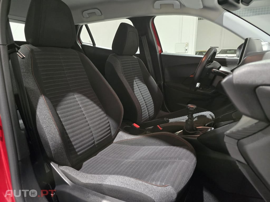 Peugeot 2008 BlueHDi 110 Active