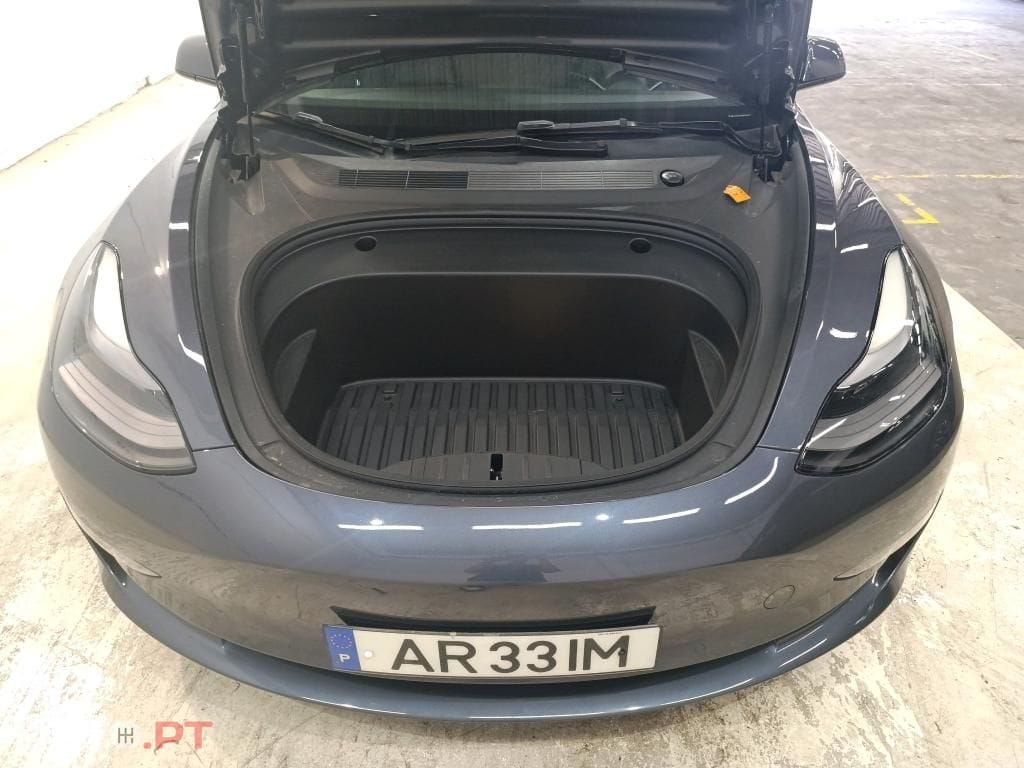 Tesla Model 3 Long-Range Dual Motor AWD