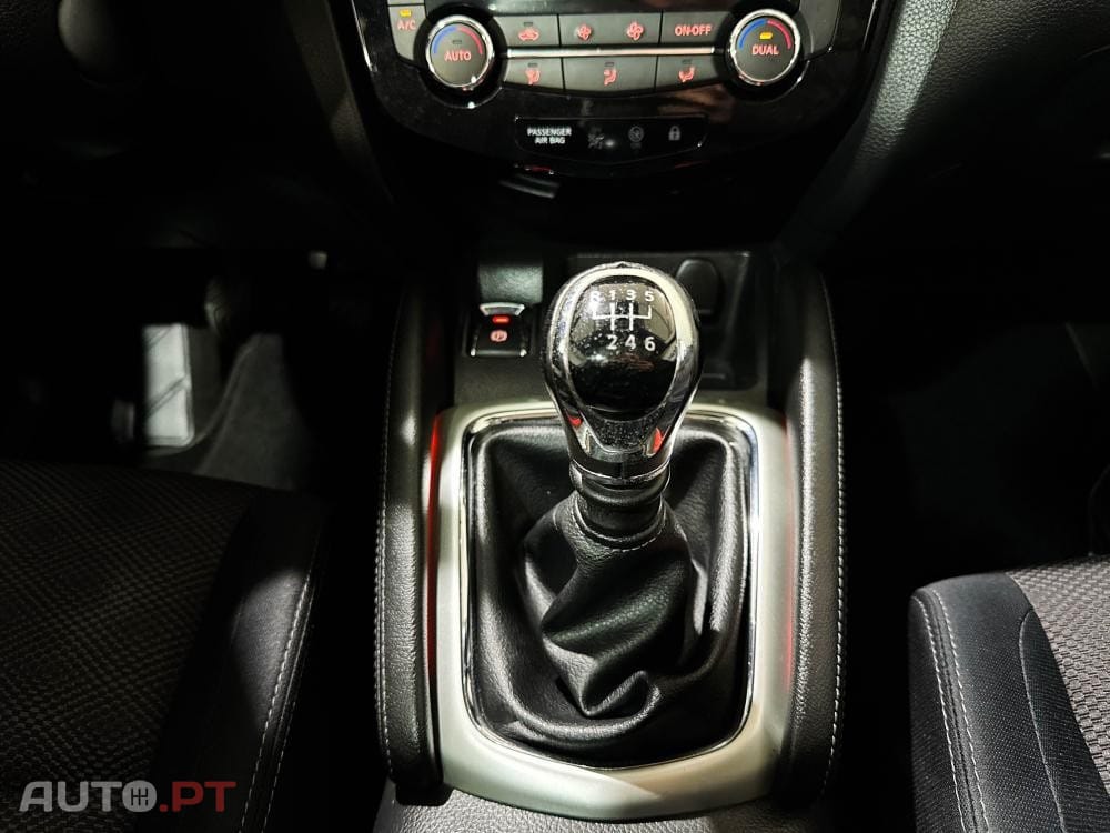 Nissan Qashqai 1.5 dCi N-Connecta Led