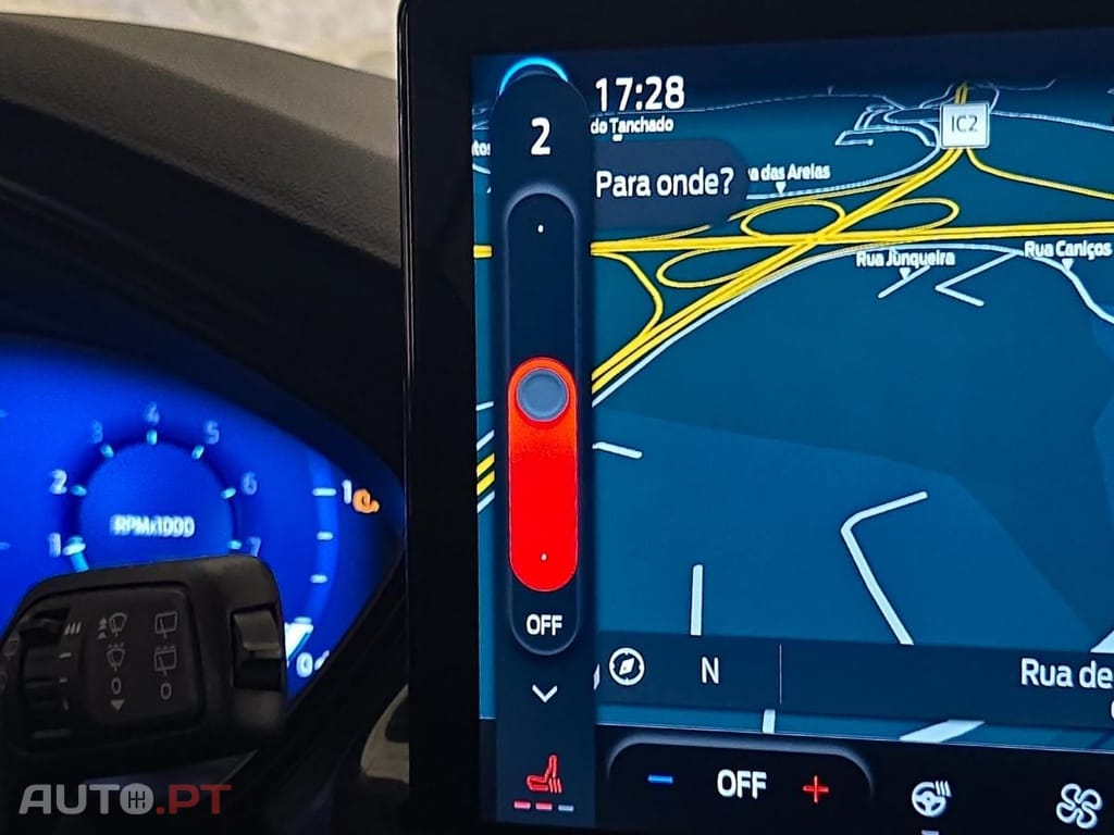 Ford Focus SW 1.0 EcoBoost MHEV ST-Line X