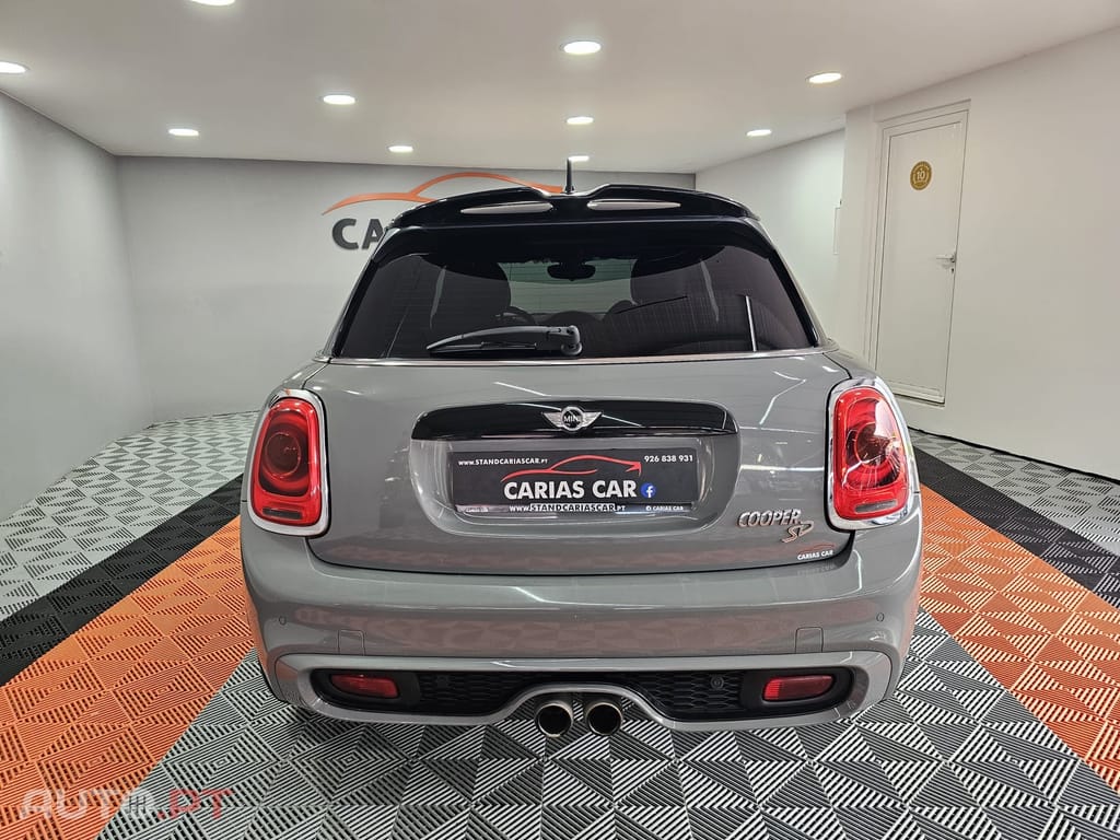 MINI Cooper SD Auto Desportiva
