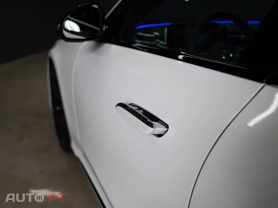 Mercedes-Benz E 300 de 4Matic AMG Line