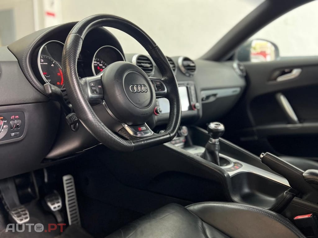 Audi TT 2.0 TDI quattro S-line