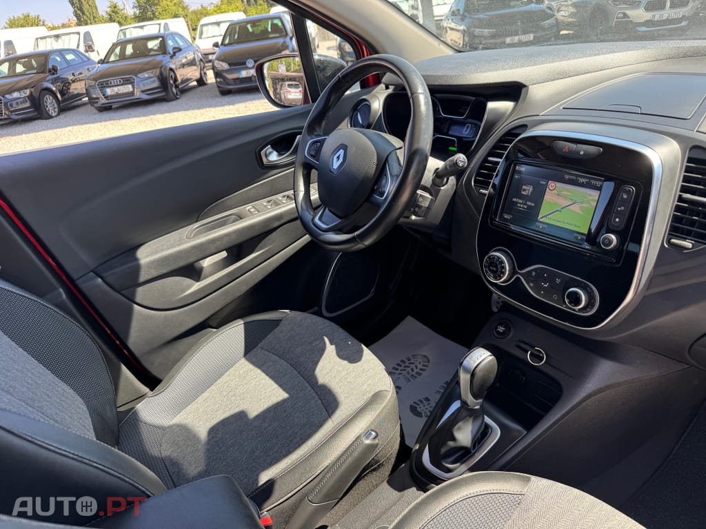 Renault Captur 1.2 TCe Exclusive EDC